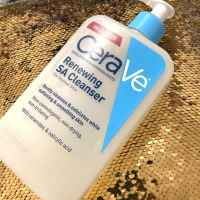 Sữa Rửa Mặt Cerave Renewing SA Cleanser Sạch Sâu Giảm Mụn 473ml